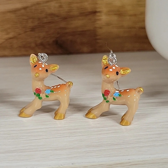 🔥LAST PAIR🔥 FAIRYTALE FAWN Earrings - Picture 1 of 7